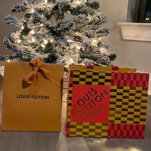 Louis Vuitton Special Holiday Edition Gift Bag 2022